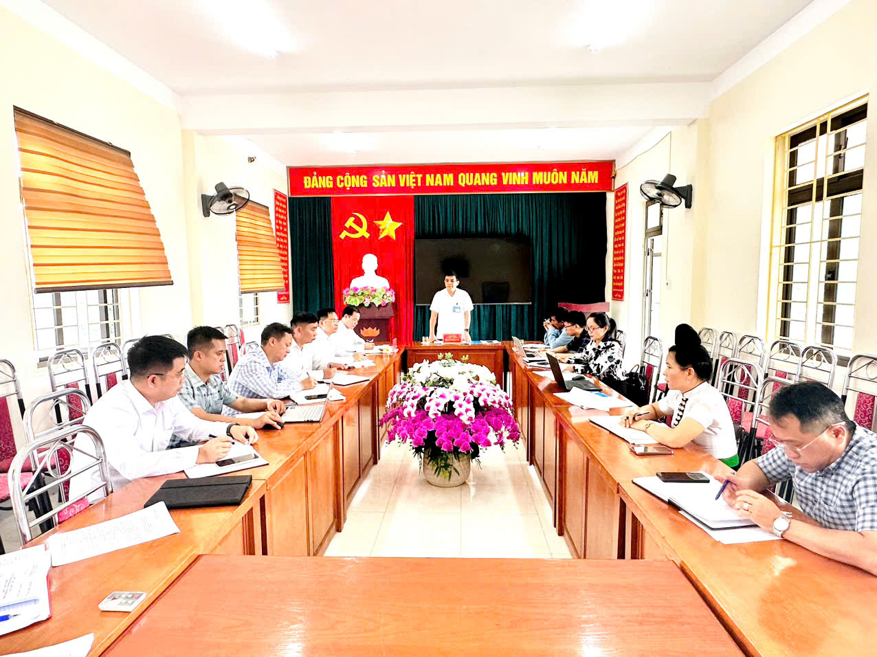 anh tin bai